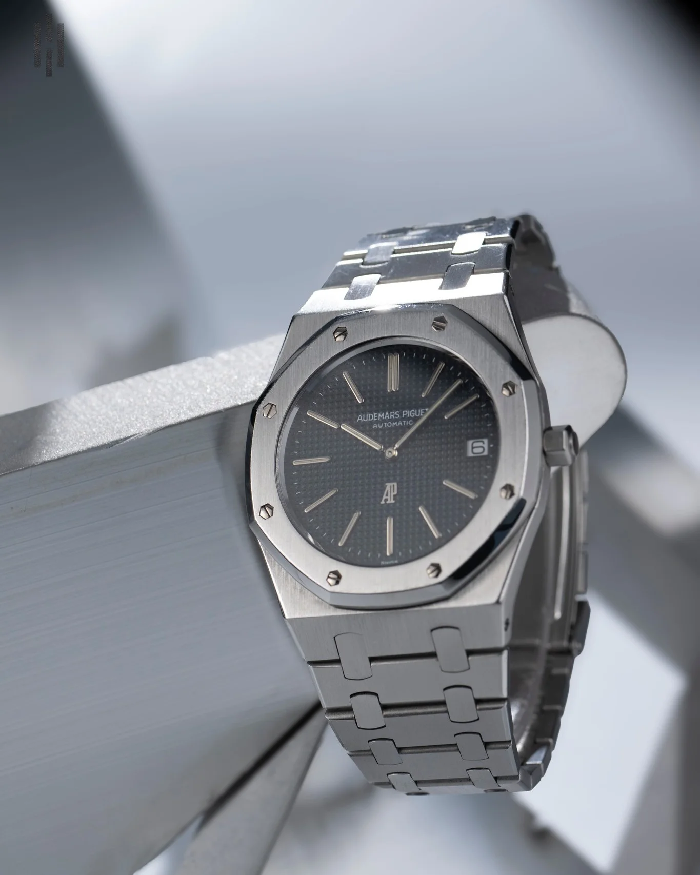 huber_vintage_timepieces